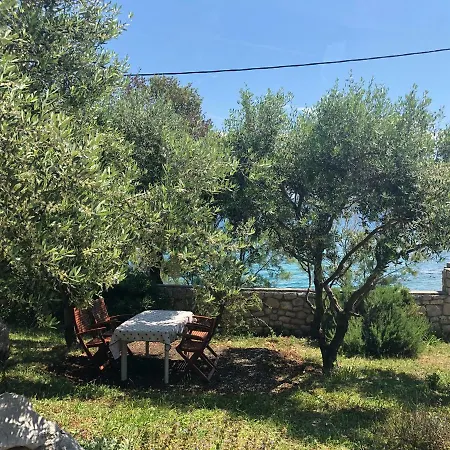 House Brzovic Apartment Nerezine