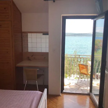 Apartment House Brzovic