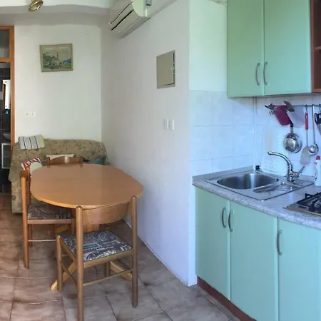 House Brzovic Nerezine